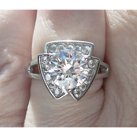 STAINLESS STEEL 2.5 Carat Round Cut Cubic Zirconia Ring - Picture 3 of 13